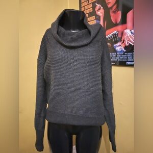Women’s Merino/ Alpaca Wool Blend Sweater ( Medium )